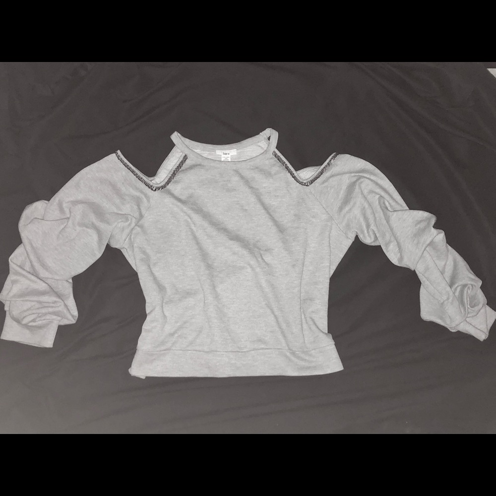 Shoulder less sweatshirt